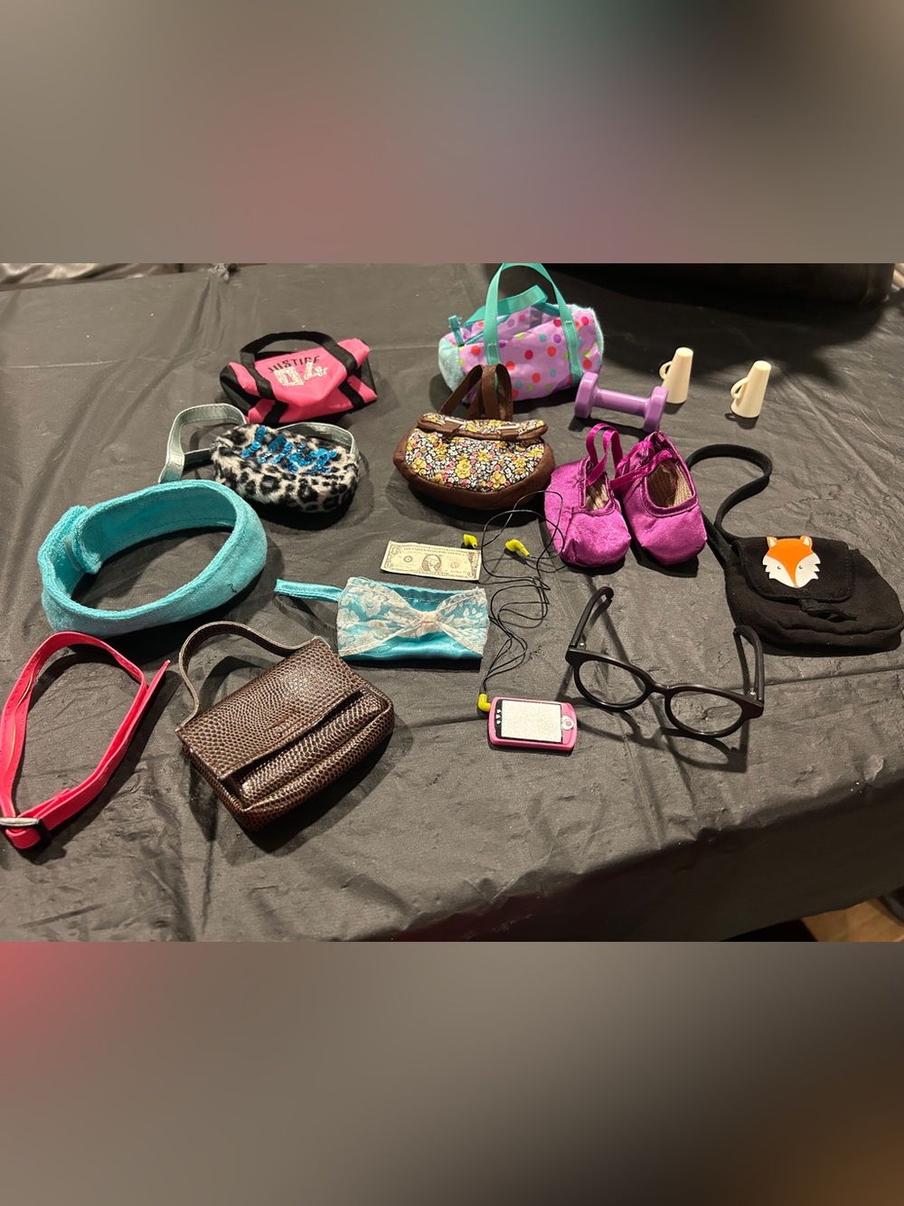 Assorted bags belt headband phone with headphones  slippers dumbbell 1 dollar